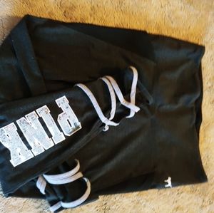 Ankle strap leggings